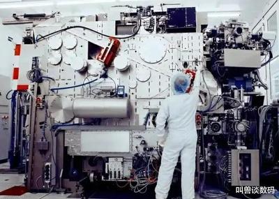 光刻机|首台国产SMEE光刻机正式进入新核芯半导体高端封测项目